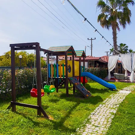 Hotel New Garden Side