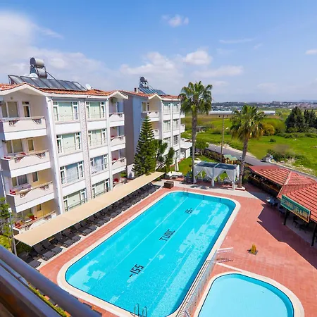 Отель New Garden Luna Side Apart Hotel
