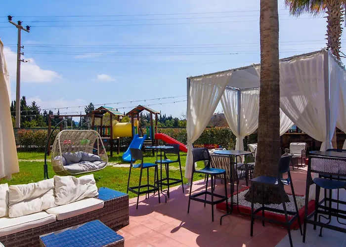 فندق New Garden 2*